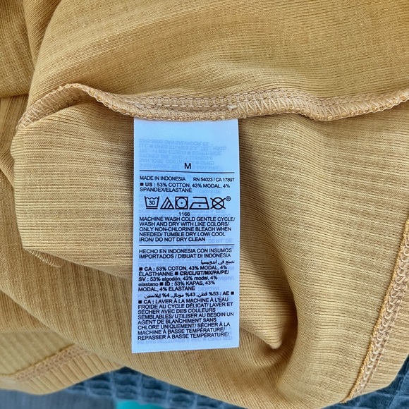 Old Navy Sweetheart Neck Shirt women size medium - Picture 5 of 6